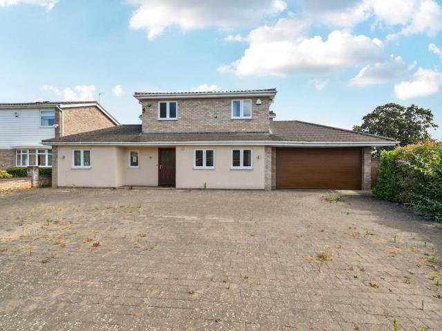 House for sale in Bedford