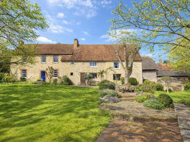 House for sale in Long Crendon