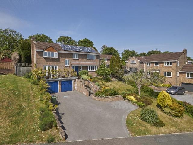 House for sale in Watergate, Devon