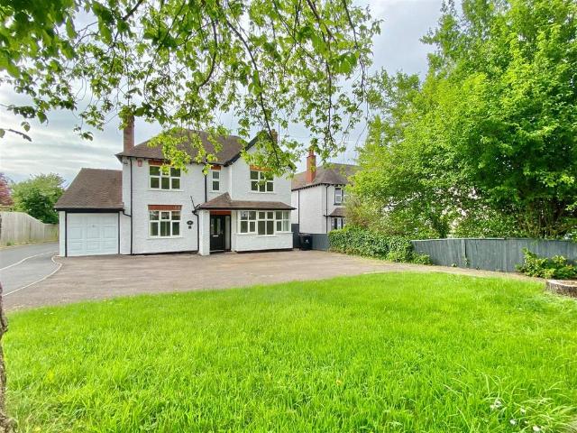 House for sale in Gloucester, Gloucestershire
