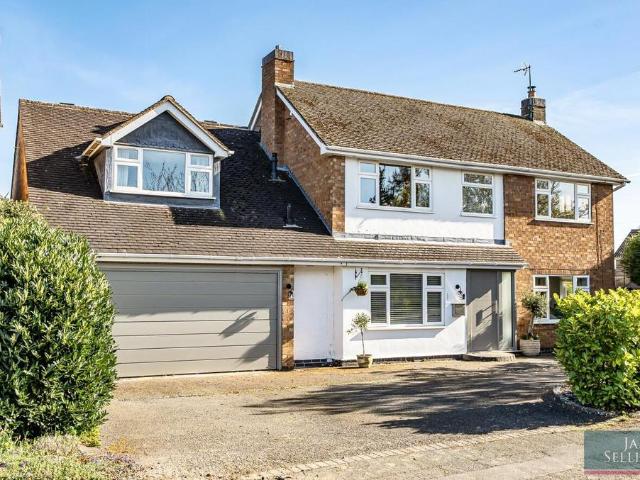 House for sale in Stanford On Avon, Leicestershire