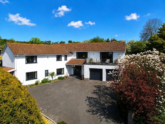 House for sale in Bleadon, Loxton