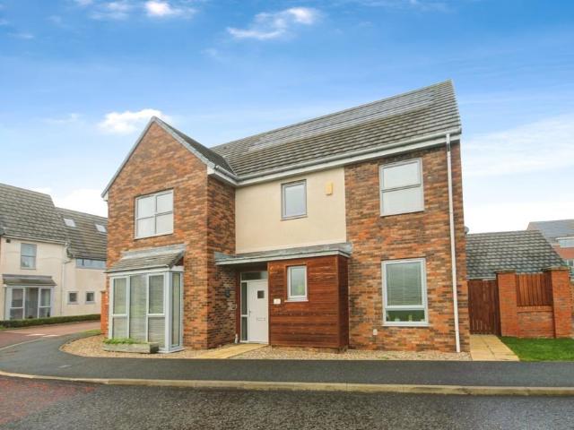 House for sale in Burnside, Fence Houses