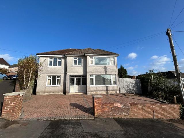 House for sale in Caewern, Neath