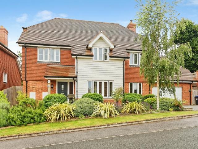 House for sale in The Bridge, Kent