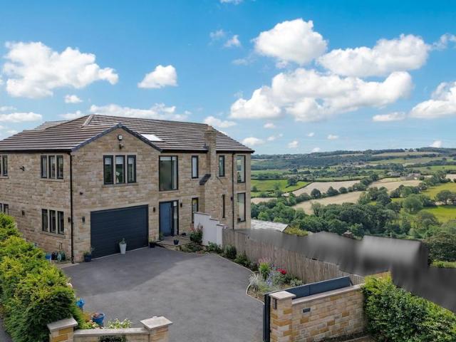 House for sale in Overthorpe, West Yorkshire