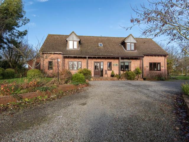 House for sale in Barholm, Lincolnshire