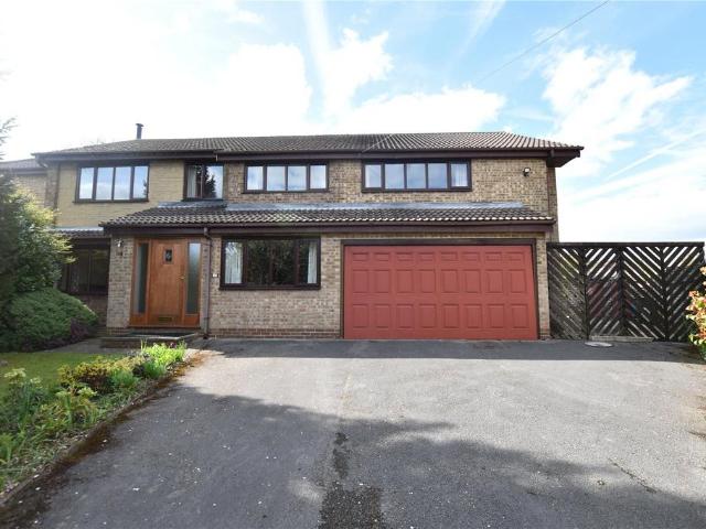 House for sale in West Yorkshire
