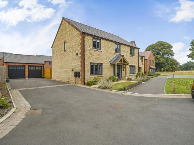 House for sale in Blunsdon, Broad Blunsdon