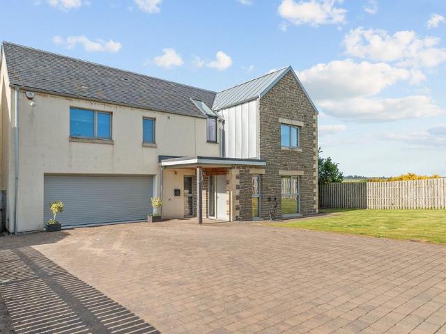 House for sale in Greenloaning, Scotland