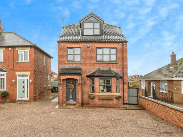 House for sale in Thorne, South Yorkshire