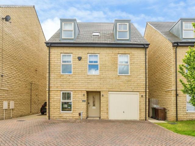 House for sale in West Yorkshire