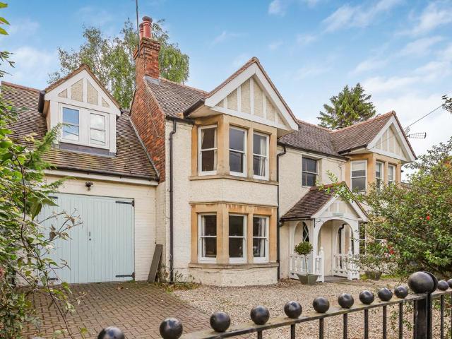 House for sale in Berrick Salome, Oxfordshire
