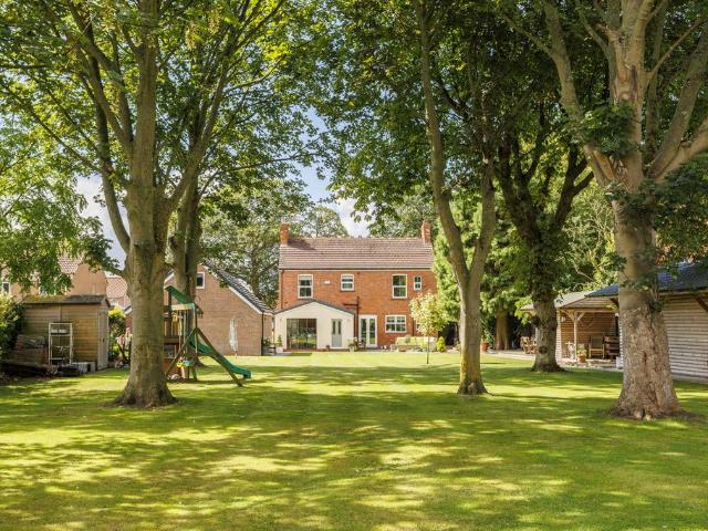 House for sale in Camerton, Thorngumbald