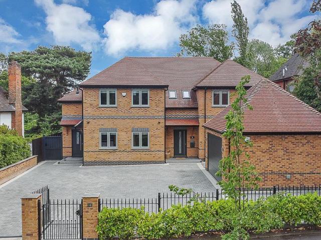 House for sale in Elmfield, Leicestershire