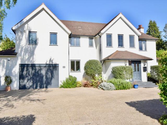House for sale in Pachesham Park, Surrey