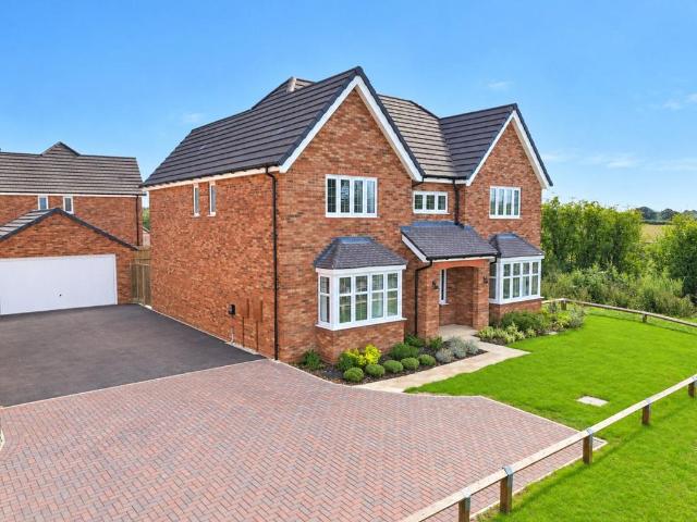 House for sale in Westoning, Central Bedfordshire