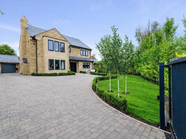House for sale in Linton, Collingham