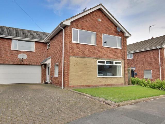 House for sale in Molescroft