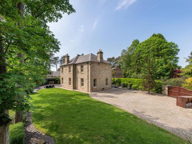 House for sale in Hepscott