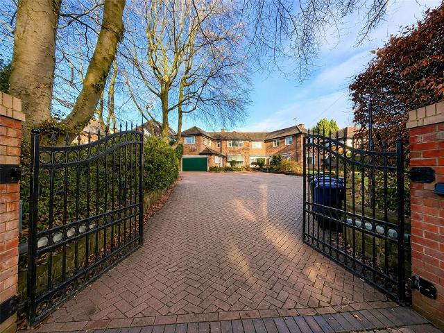 House for sale in Elmdon, West Midlands