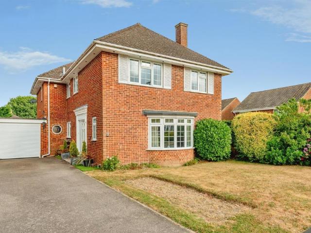 House for sale in Perryfields, West Sussex