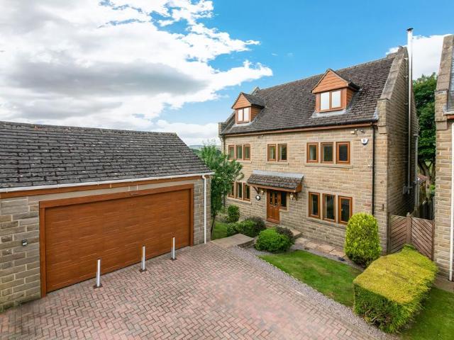 House for sale in Ingbirchworth, South Yorkshire