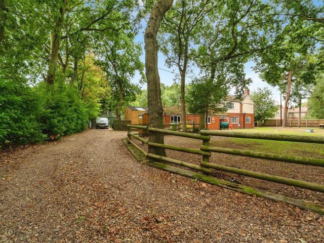 House for sale in Caistor, West Lindsey