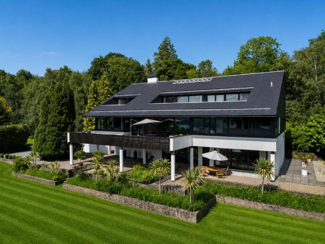 House for sale in Rhu, Scotland