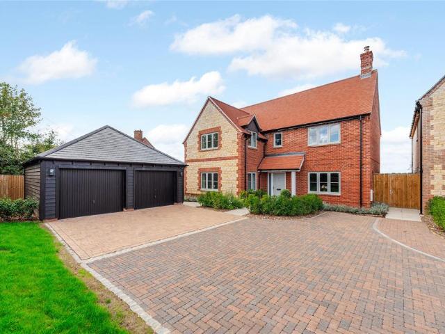 House for sale in Long Crendon