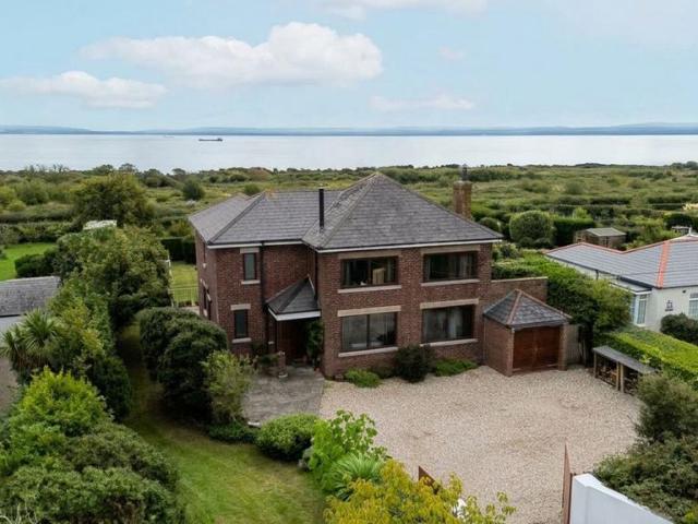 House for sale in Font-y-Gary, Rhoose