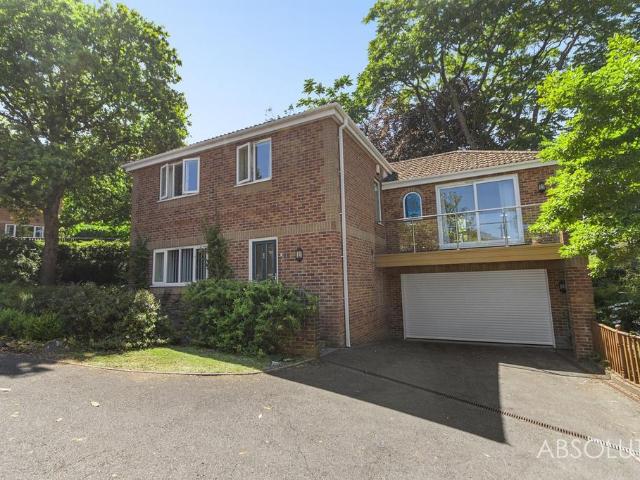 House for sale in St Michaels, Livermead