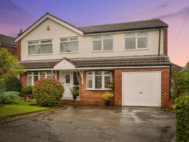 House for sale in Crofton, West Yorkshire