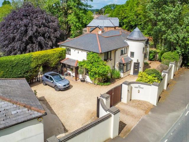 House for sale in Colney Street, St Albans
