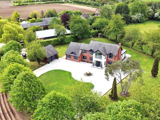 House for sale in Great Ness, Shropshire