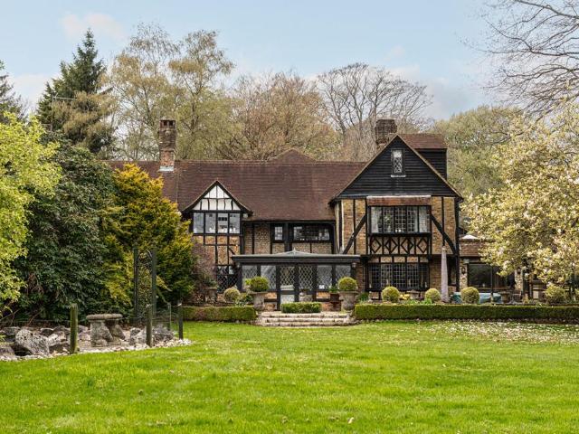 House for sale in Hooley, Reigate and Banstead