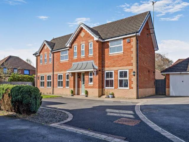 House for sale in Andertons Mill, Lancashire