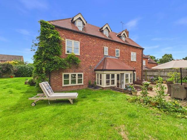 House for sale in Swepstone, Leicestershire