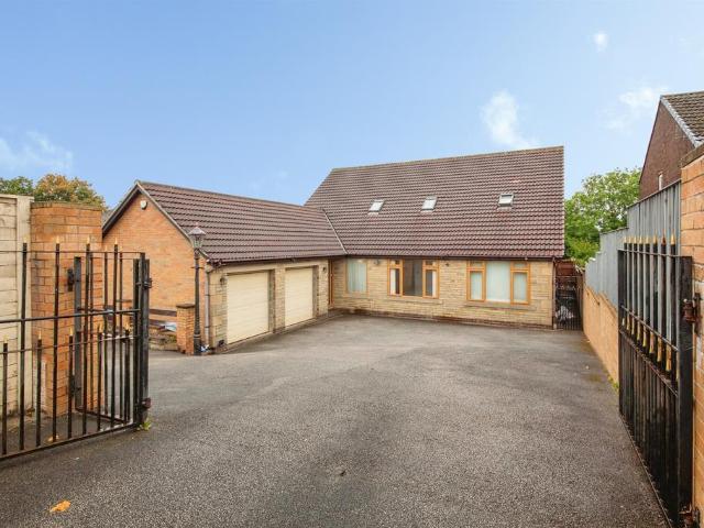 House for sale in Smithies, Barnsley