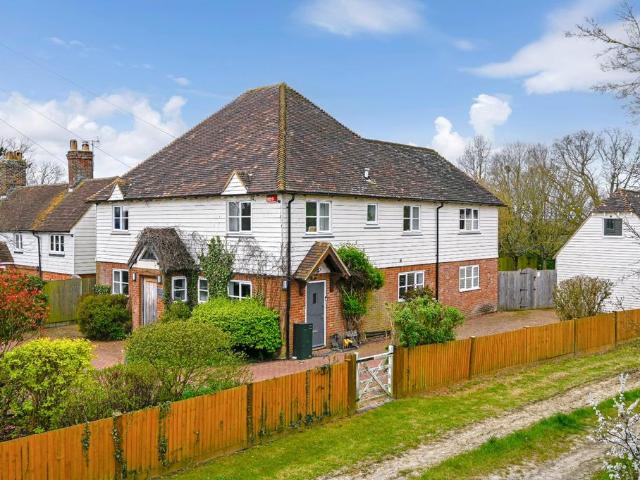 House for sale in Bridgefield, Kent