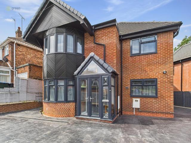 House for sale in West Bromwich, West Midlands