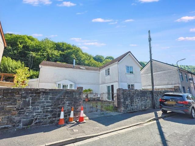 House for sale in Ferndale, Wales