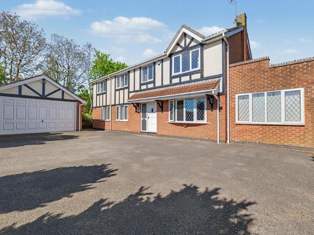 House for sale in Quorndon, Elmfield