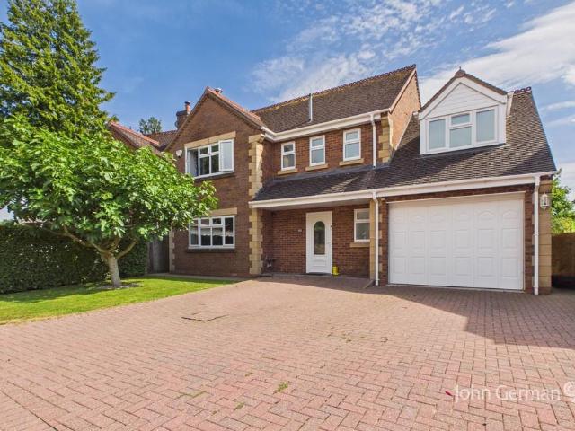 House for sale in Beamhurst, Staffordshire