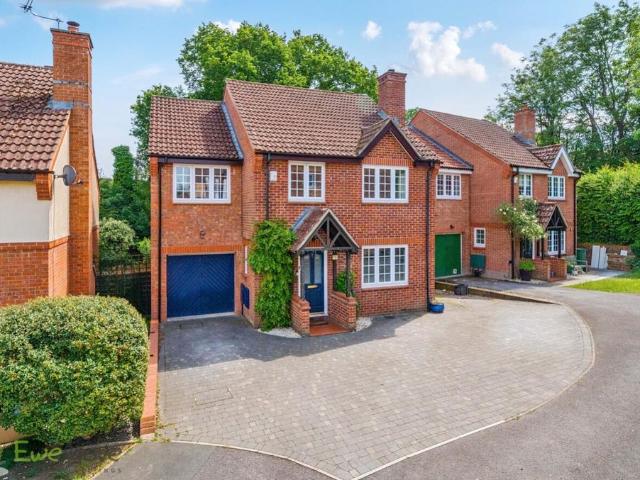 House for sale in Tadley, Priest Down