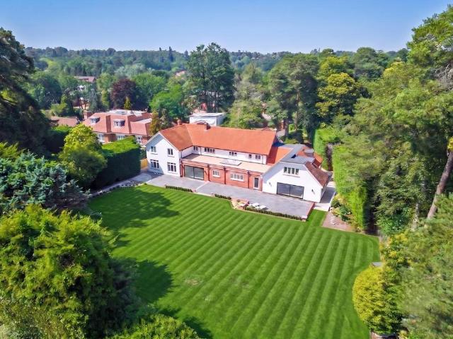 House for sale in Sunningdale