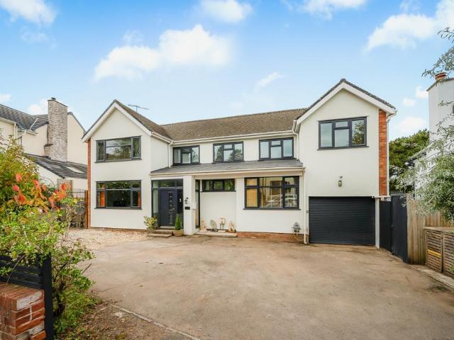 House for sale in Feckenham, City Of Bristol