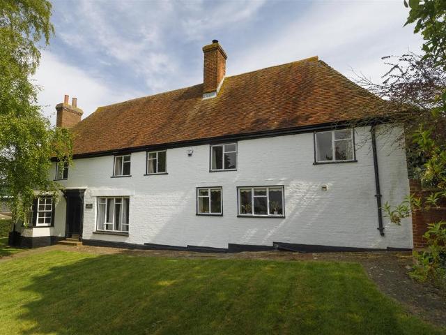 House for sale in Oad Street, Kent