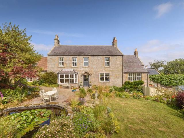 House for sale in Warenton, Belford