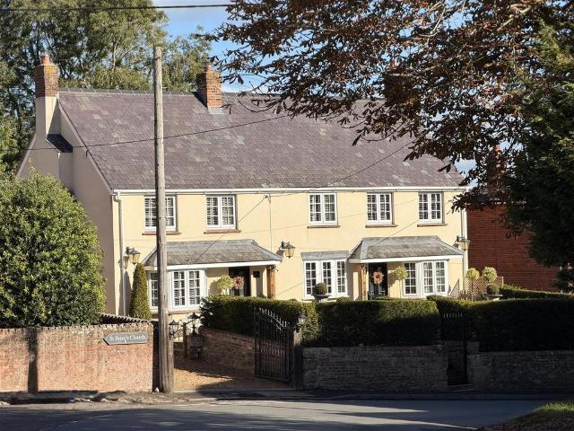 House for sale in Cheverell Magna, Great Cheverell
